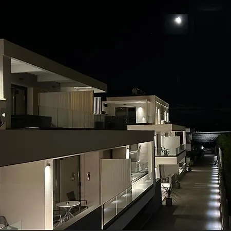 Aparthotel Sealuxe Living