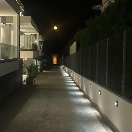 Sealuxe Living
