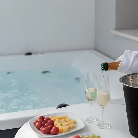Sealuxe Living