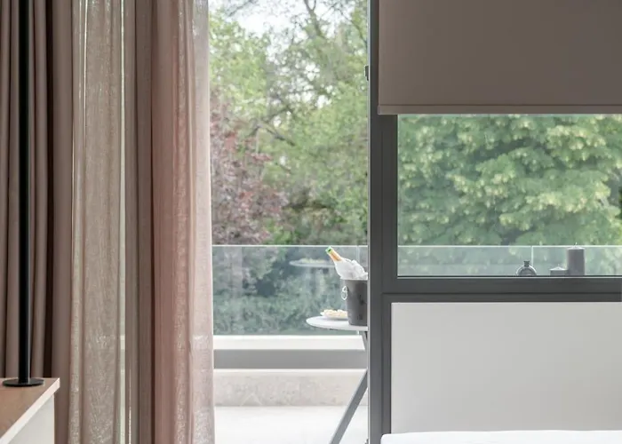 Sealuxe Living Апарт-отель 4*