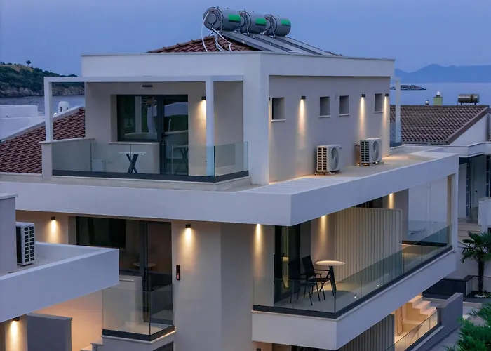 Sealuxe Living Апарт-отель Nea Iraklitsa