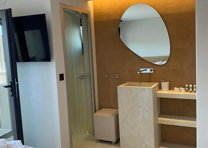 Sealuxe Living 4* Nea Iraklitsa